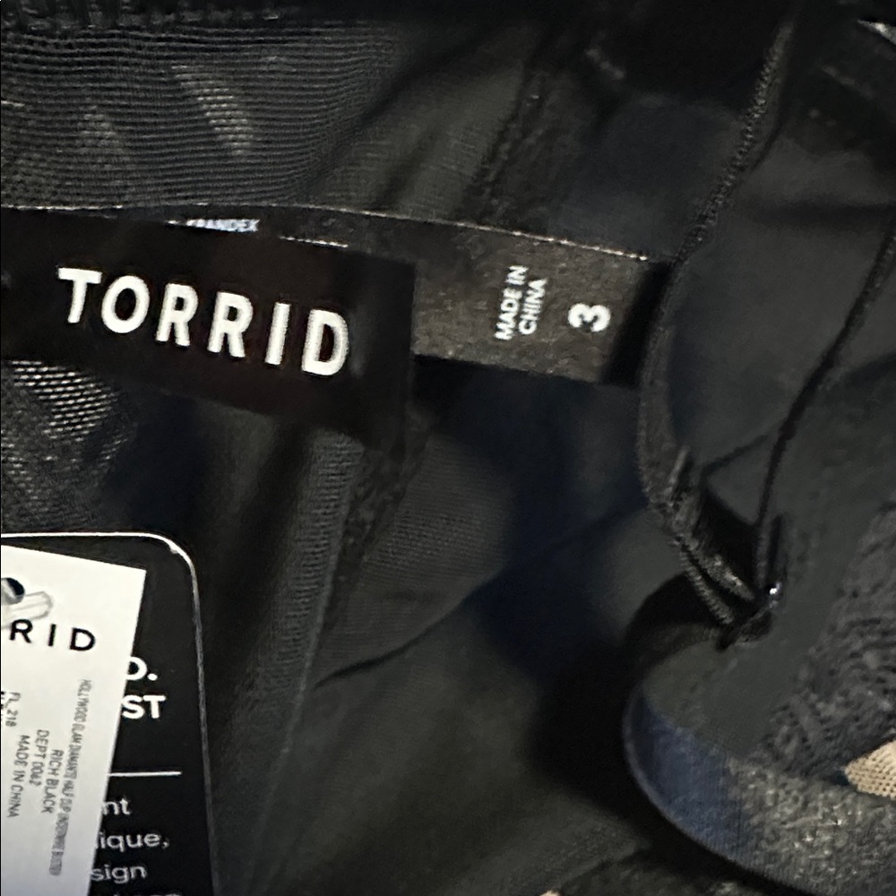 🎈SALE🎈Torrid - Picture 4 of 8